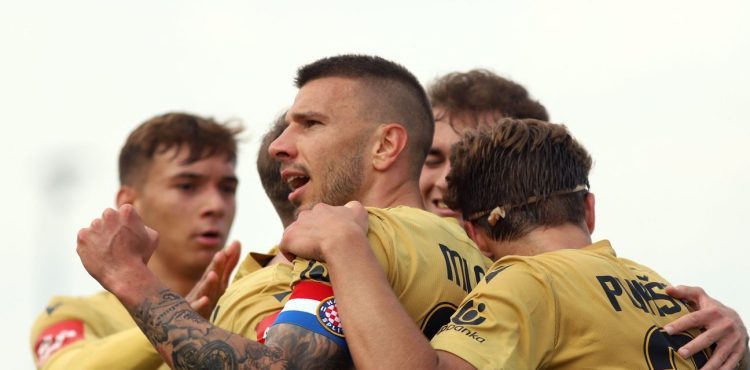 Hajduk slavio protiv Slaven Belupa