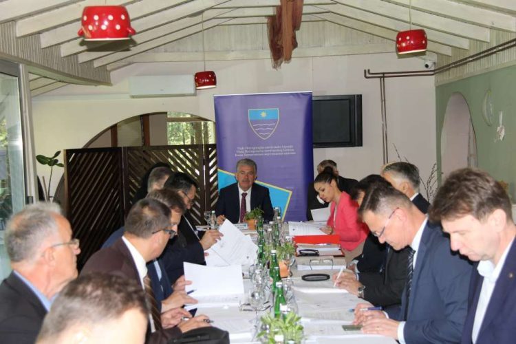 HNŽ: U zakon uvedeno pravo na dječji dodatak za djecu s poteškoćama u razvoju ili invaliditetom