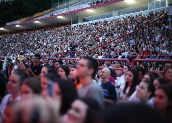 Veliki humanitarni koncert duhovne glazbe pod nazivom Vjerujem okupio 10 tisuća ljudi u Mostaru