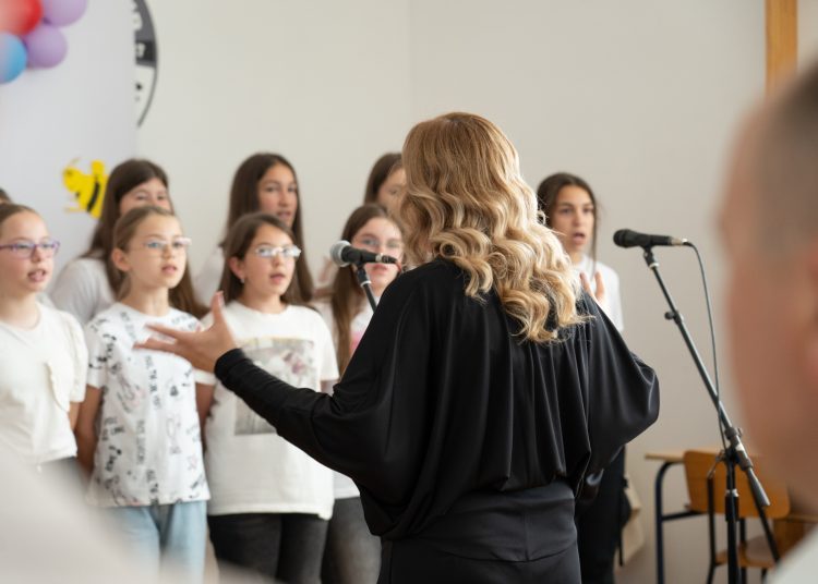 Osnovna škola Kočerin proslavila svoj dan!