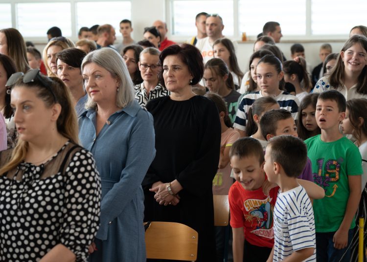 Osnovna škola Kočerin proslavila svoj dan!