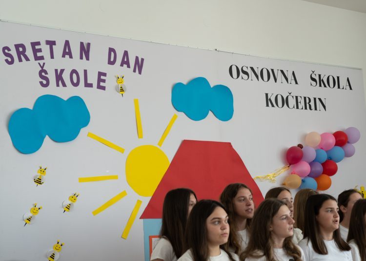 Osnovna škola Kočerin proslavila svoj dan!