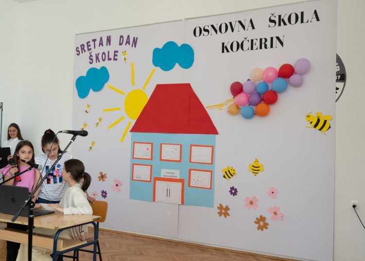 Osnovna škola Kočerin proslavila svoj dan!