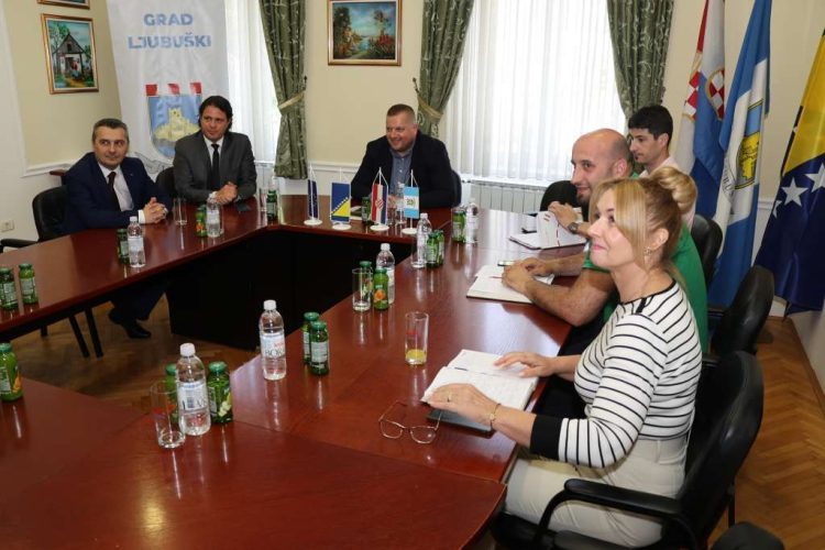 Ljubuški: Markotić i Dizdar razgovarali o potrebama povratničke populacije