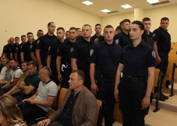 MUP ŽZH dobio 30 novih policajaca: Ante Vukoja proglašen kadetom generacije