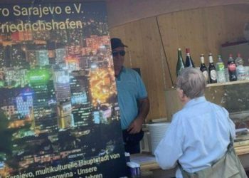 Tko stoji iza štanda Pro Sarajevo koji službenu zastavu hrvatskog naroda iz BiH podmeću kao „nelegalnu i nacionalističku“