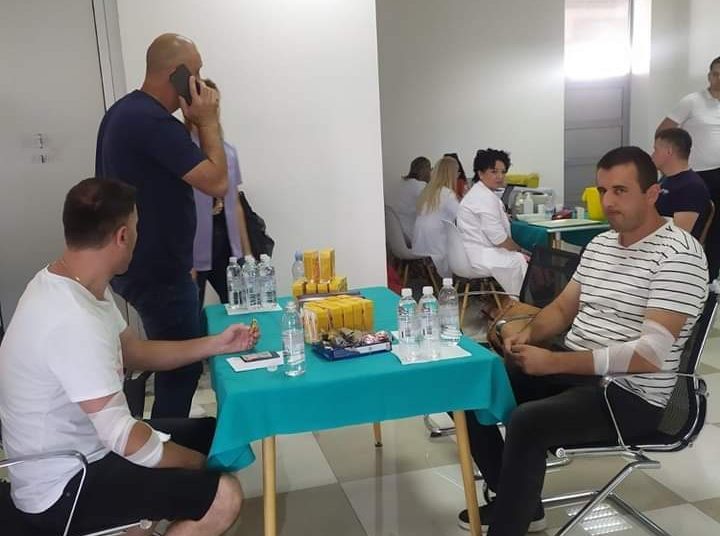 Djelatnici Emerusa i TT Kabela darovali 22 doze krvi