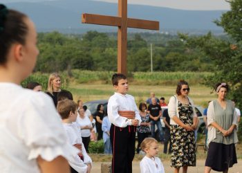Misa na Crkvini u Mokrom i 12. manifestacija „Na temeljima bazilike naše“
