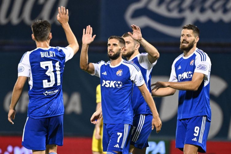 Rapsodija Modrih na Maksimiru: Dinamo s 4:0 razbio Astanu, hat-trick Ivanušeca