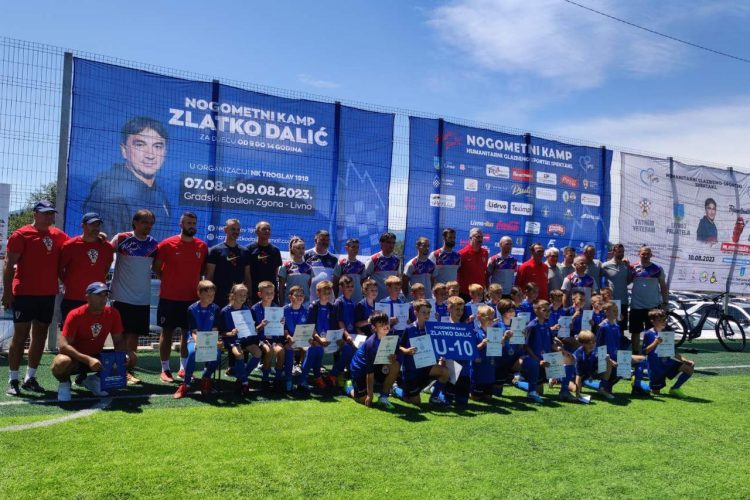 Uz Dalića, za oboljelu djecu HBŽ-a i Boban, Šuker, Mandžo, Vrsaljko, Olić…