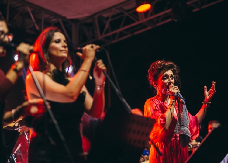 Doris Dragović  na krcatom Kantarevcu priredila glazbeni spektakl u Mostaru