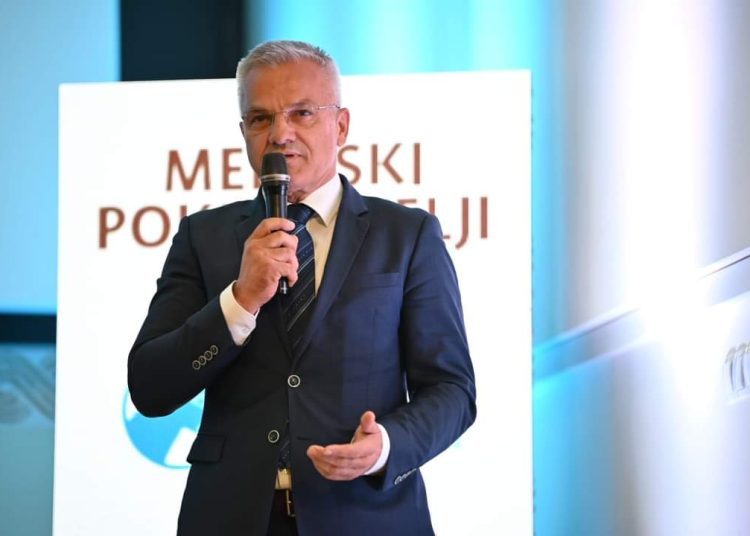 Prva večer 9. Festivala klapske pisme Posušje 2023.: Posuški stećak klapi Kumpanji, a nagrada publike klapi Kolapjani