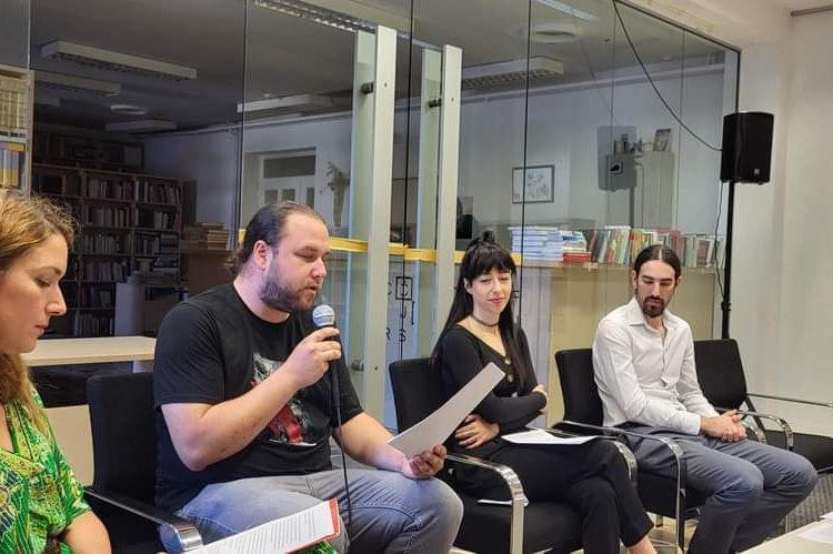 Prvi roman Zvonimira Mandića pod nazivom “Šapat oštrice boje plamena” predstavljen u Širokom Brijegu