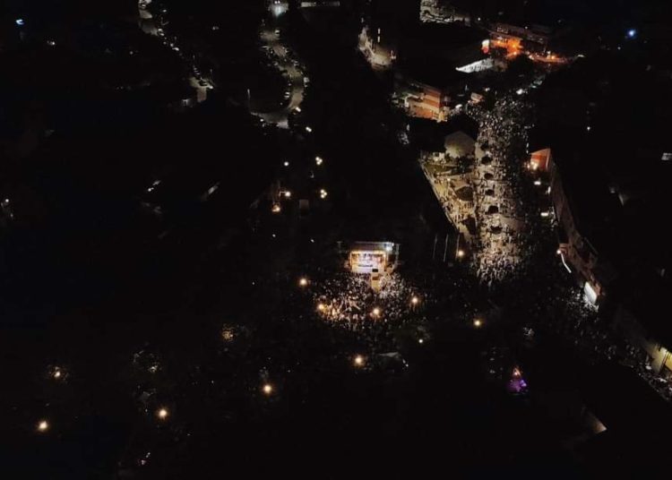 Željko Bebek i klapa Grga napravili feštu u Širokom Brijegu za Gospojinu