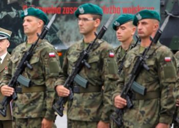 Poljska šalje vojnike na granicu s Bjelorusijom, Rusija jača zapadne granice