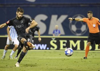 Dinamo slavio protiv Rijeke na Maksimiru