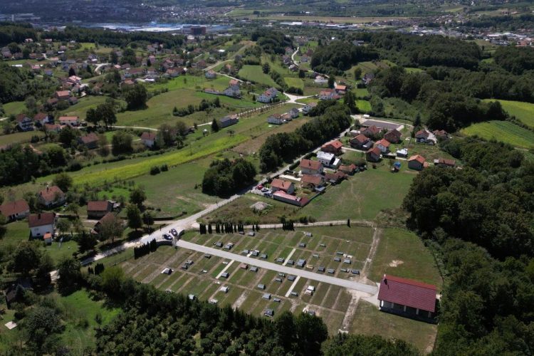 Središnja Bosna: Pet maloljetnih osoba u nepune tri godine diglo ruku na sebe, čak četvero je iz istog sela u Vitezu