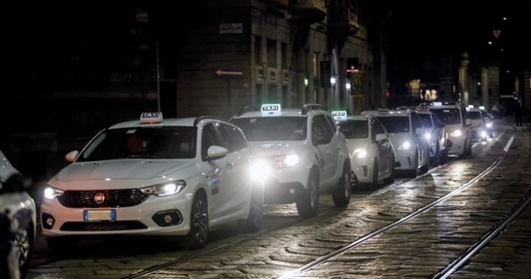 Italija omogućila besplatan prijevoz taksijem za pijane posjetitelje klubova