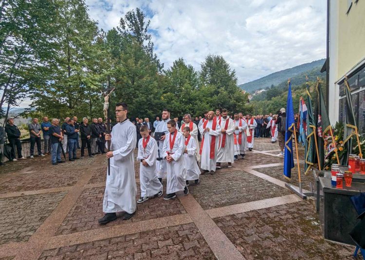 Uzdol: Obilježena 30. obljetnica od stravičnog zločina nad Hrvatima od strane Armije BiH