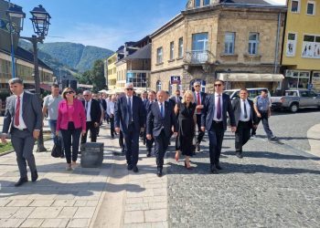 Svečano obilježena 28. obljetnica vojno-redarstvene operacije “Maestral” i oslobođenje kraljevskog grada Jajca