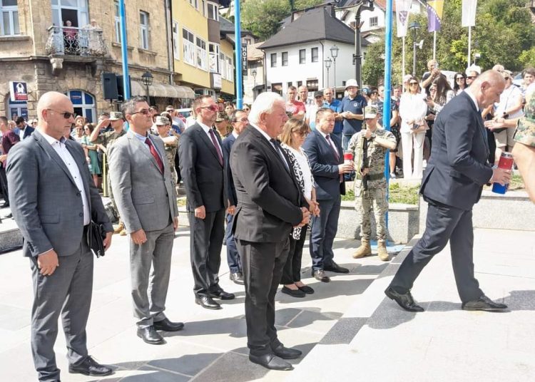 Svečano obilježena 28. obljetnica vojno-redarstvene operacije “Maestral” i oslobođenje kraljevskog grada Jajca