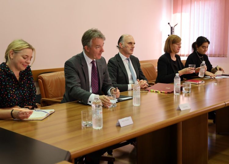 Čović razgovarao s državnim ministrom Ujedinjenog Kraljevstva za Europu i Sjevernu Ameriku Leom Dochertyjem