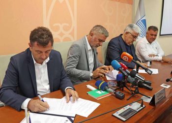 Potpisan ugovor za početak izgradnje Olimpijskog bazena u Mostaru