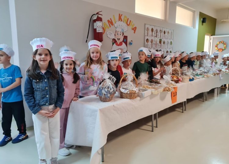 Škole u Širokom Brijegu svečano obilježile Dane kruha (FOTO)