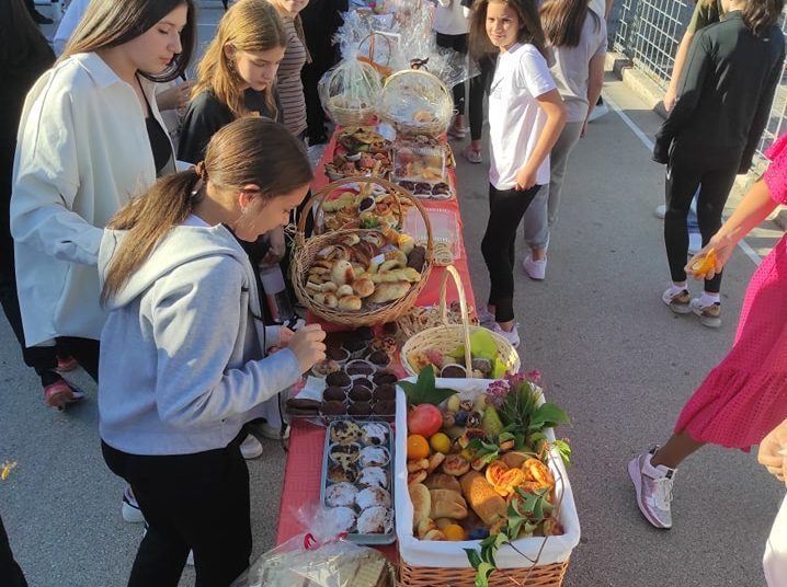 Škole u Širokom Brijegu svečano obilježile Dane kruha (FOTO)