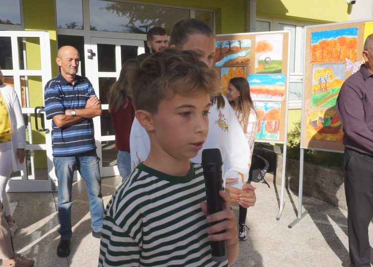 Škole u Širokom Brijegu svečano obilježile Dane kruha (FOTO)