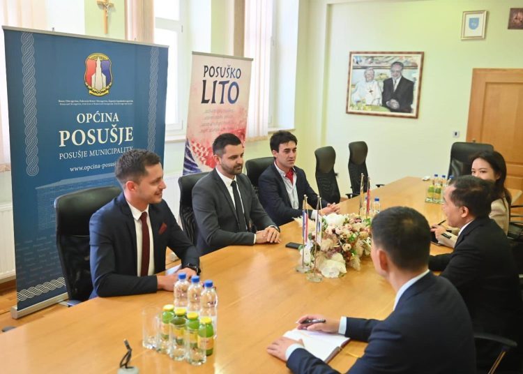 Kineski veleposlanik u BiH posjetio općinu Posušje