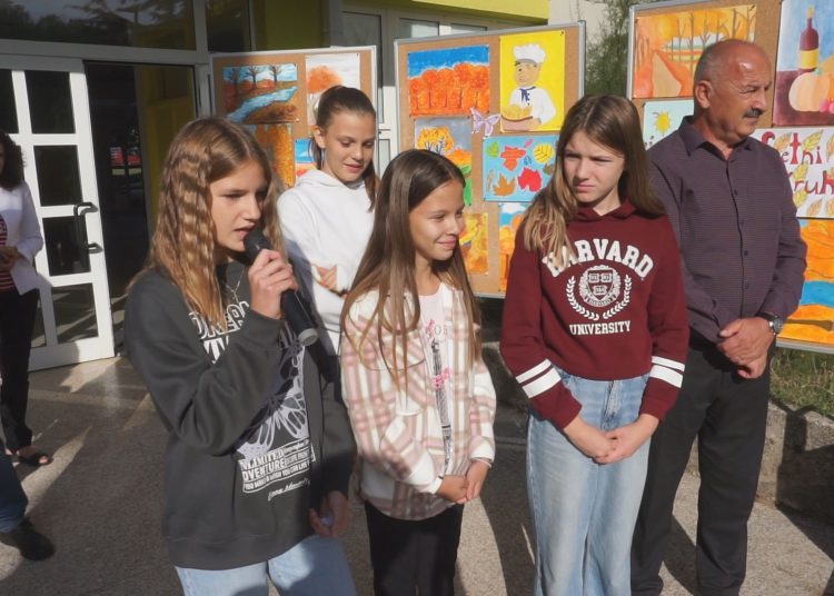 Škole u Širokom Brijegu svečano obilježile Dane kruha (FOTO)