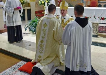 Biskup Palić u Chicagu za đakona zaredio fra Vinka Baćka, bogoslova Hercegovačke franjevačke provincije