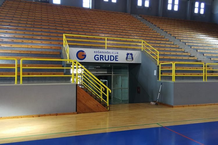 Grude: Dvojica policajaca spasili život čovjeku u gradskoj dvorani