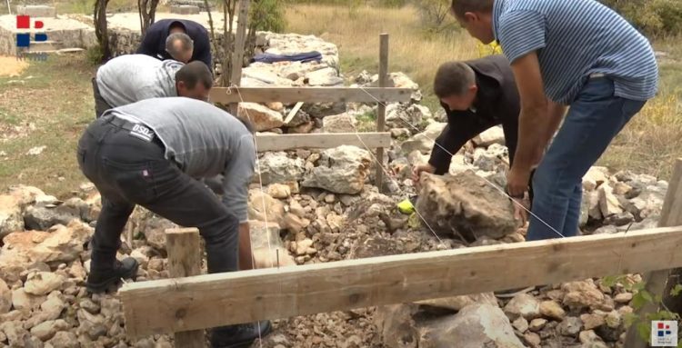 Kameni majstori prenosili znanje o tehnici gradnje suhozida