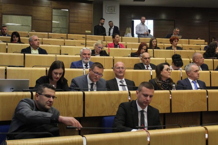 Ivica Pavković traži izmjenu Pravilnika o dječjem doplatku u FBiH