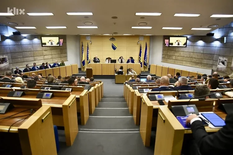 Zastupnički dom noćas u 2:30 h prihvatio Prijedlog rebalansa proračuna Federacije BiH