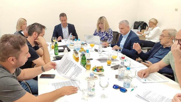 Na pomolu pljačka u “Napretku“?