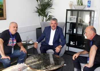 Herceg s vodećim ljudima mostarske HVIDRA-e