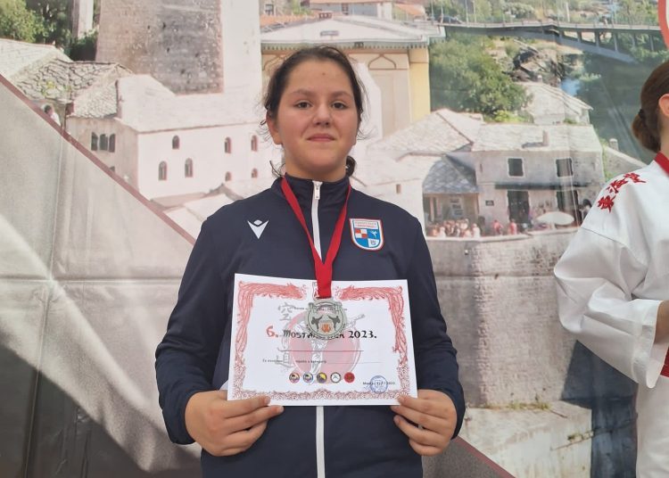 Čak 20 medalja za Karate klub Široki Brijeg na 6. Mostar Openu