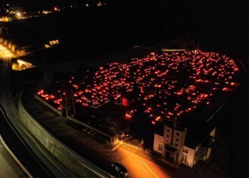 Pogledajte slike iz Posušja: Impresivni prizori s groblja