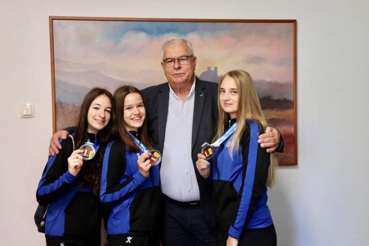 Gradonačelnik Kraljević upriličio prijem za srebrne Širokobriježanke