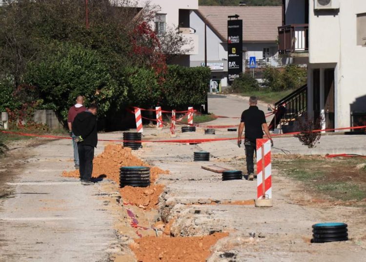 Široki Brijeg: Počela rekonstrukcija Ugrovačke ulice