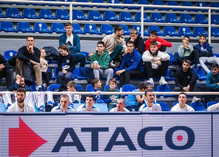 Košarkaši Širokog na Pecari deklasirali Slaviju