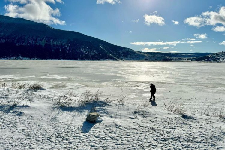 Blidinjsko jezero u potpunosti prekrio led, pogledajte idilične prizore