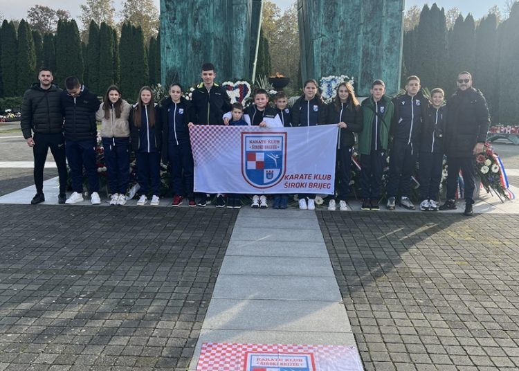 Karate klub Široki Brijeg osvojio 12 medalja na Kupu Osijeka te posjetio Grad Vukovar