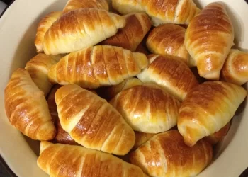 Mekane i domaće kiflice ukusne idu i sa slatkim i slanim nadjevom