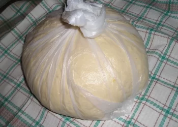 Ludo tijesto može stajati do 7 dana, a od njega se pravi apsolutno sve