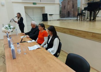 Posušanka Jelena Protrka predstavila svoje prvo književno djelo – zbirku poezije