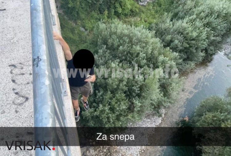 Strava u Širokom Brijegu: Mladić se radi fotografije samo jednom rukom drži za akvadukt